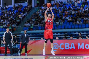 徐昕战旧主！广东排在常规赛第5 季后赛首轮迎战第12的广州