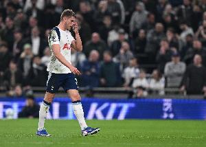 曼晚：无论热刺是否降级，曼联都应该求购范德芬