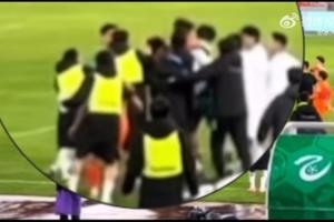 禁5场罚2.5万！中乙助教击打泰山B队梅帅军头部 博主曝光打人视频