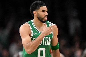 格莱姆斯：塔图姆能进联盟前十是有原因的 他回归后绿军完全变了