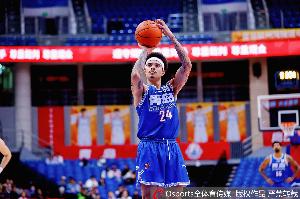 正负值-10全队最低！基诺内斯12中4&三分8中2 得到13分2板2断