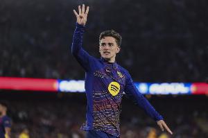 世体：加维伤愈复出后获教练信任和重用，卡瓦哈尔则连出场都难