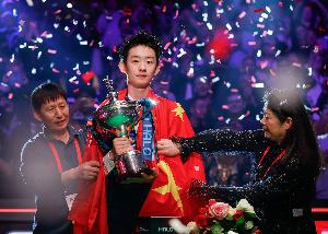 鲁媒：吴宜泽50万镑奖金怎么花是私事 不应有公众期望&道德绑架​