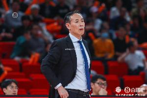 许利民：这就是季后赛 让所有球迷过了瘾 对奎因的限制不好